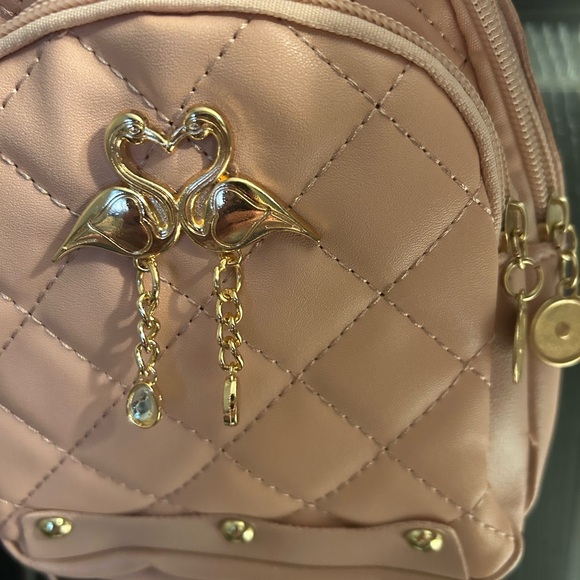 adorable mini flamingo 🦩 backpack - Picture 6 of 9